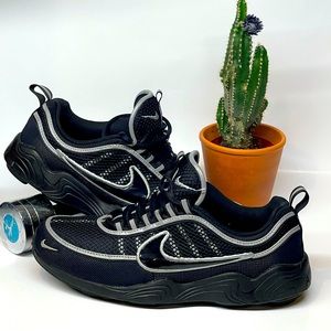 Zoom Spiridon black wolf gray 9.5